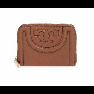 Tory Burch ‘Serif T’ Leather Coin Case -Burk